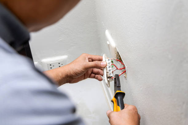Best Licensed Electrician  in Greenwood, LA